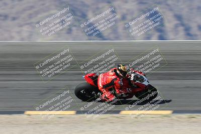 media/May-10-2025-Race Pace (Sat) [[db32fef2da]]/Vested/3-Bowl Set 1 (9am)/